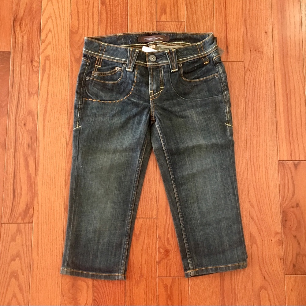 Yanük Capri Jeans Sz 26